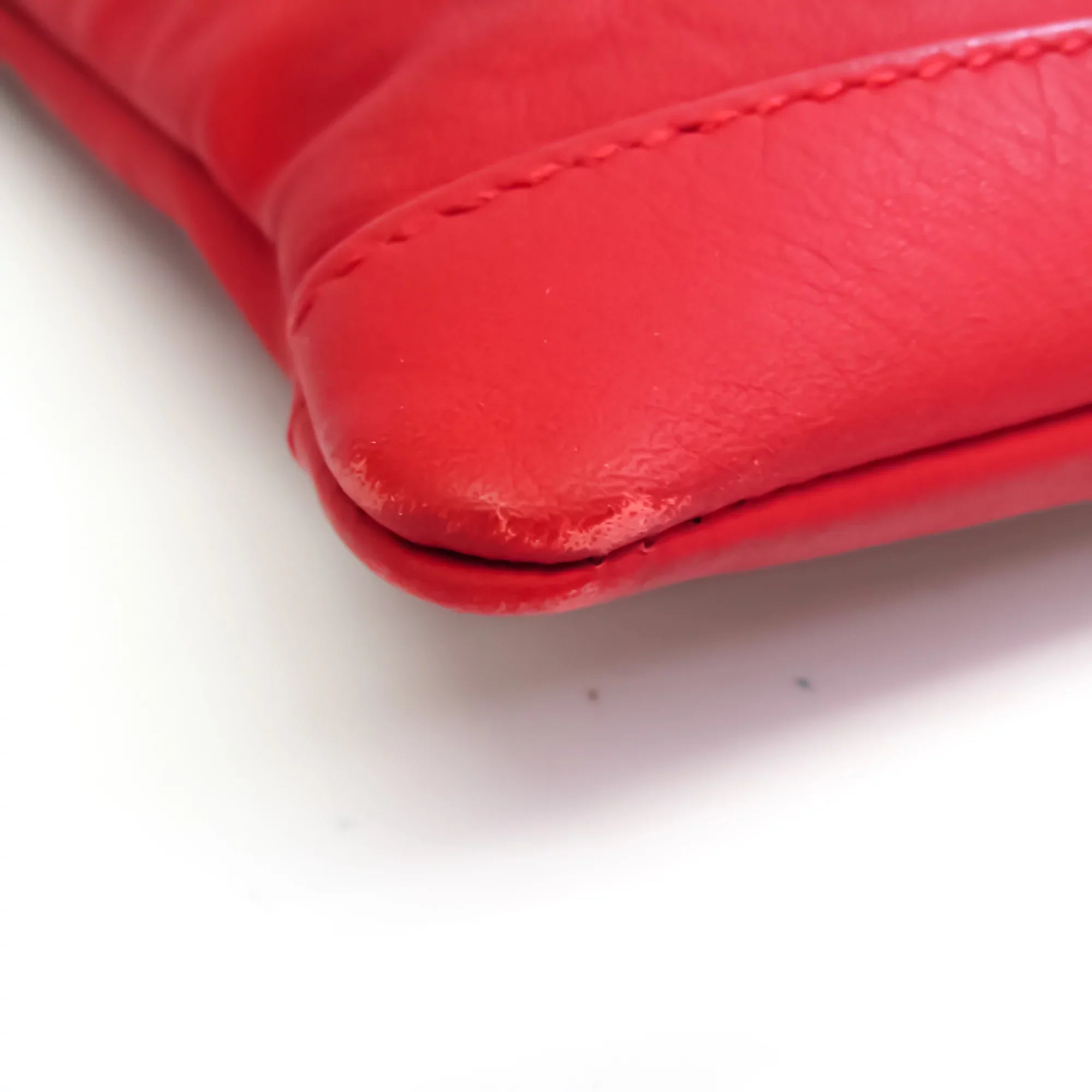 Red Clutch Bag Balenciaga Pre-Owned Leather Color 273022 (Good) Women's