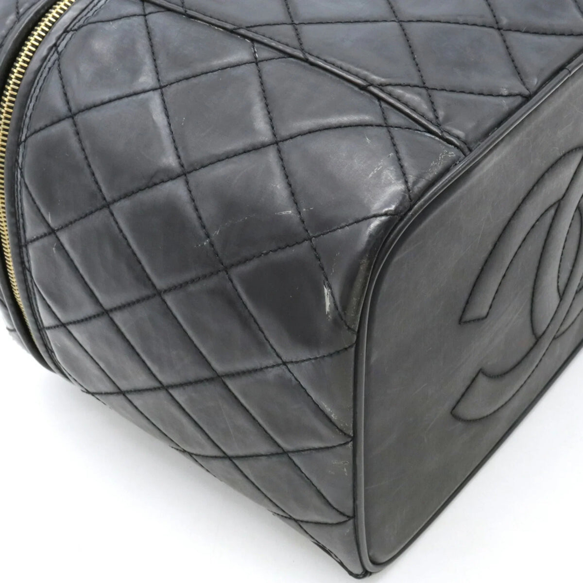 Leather Coco CHANEL Black (Fair) Handbag Shoulder Vanity Pre-Owned Mark Chanel Matelasse Bag