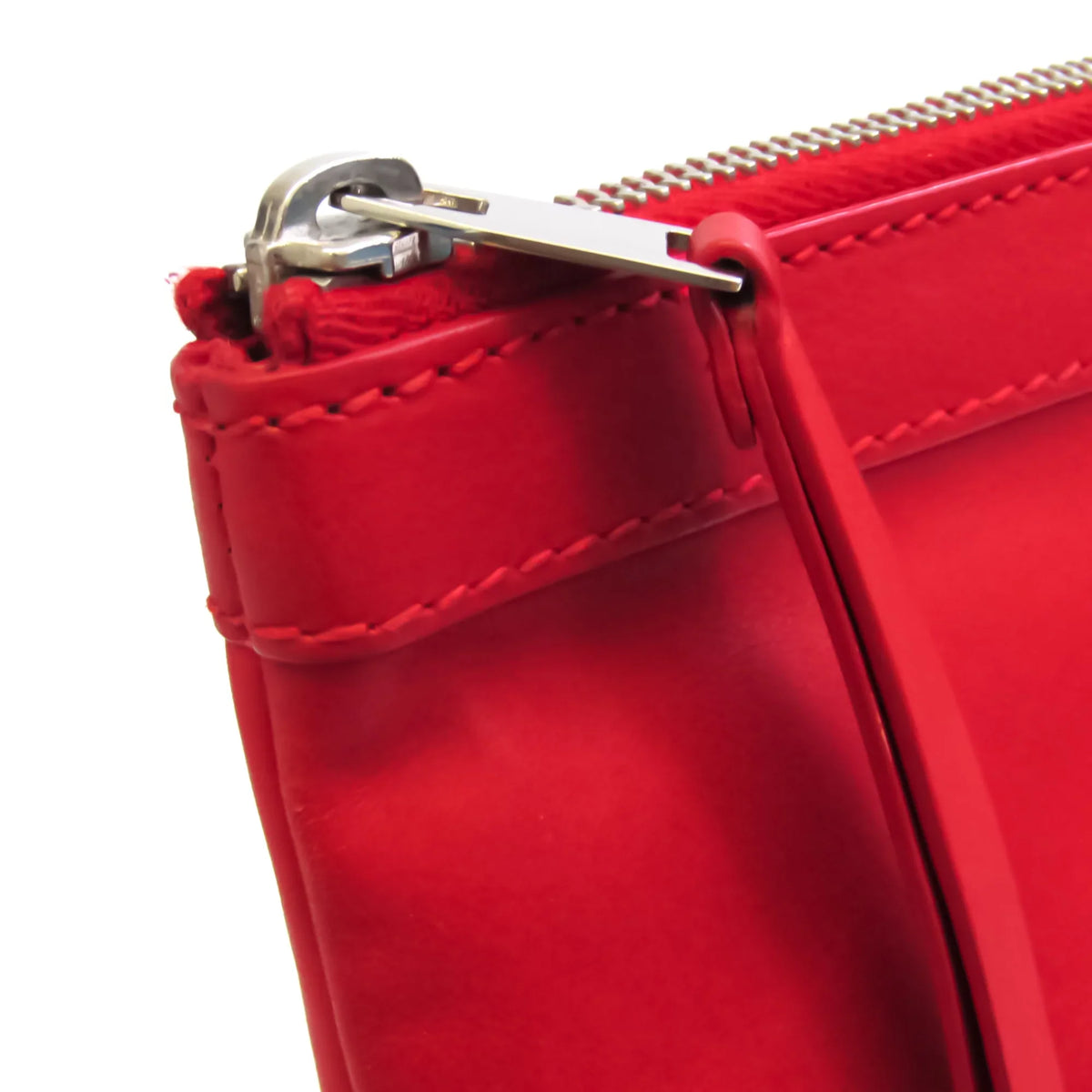 Red Clutch Bag Balenciaga Pre-Owned Leather Color 273022 (Good) Women's