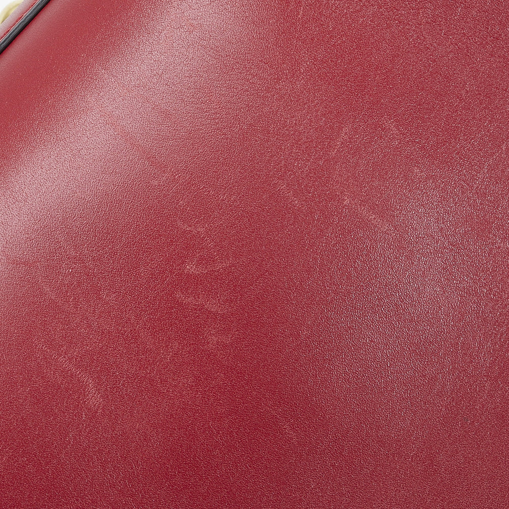 Authenticated Unisex Gucci Satchel Calf Sylvie Leather Pre-Owned Red (Good)