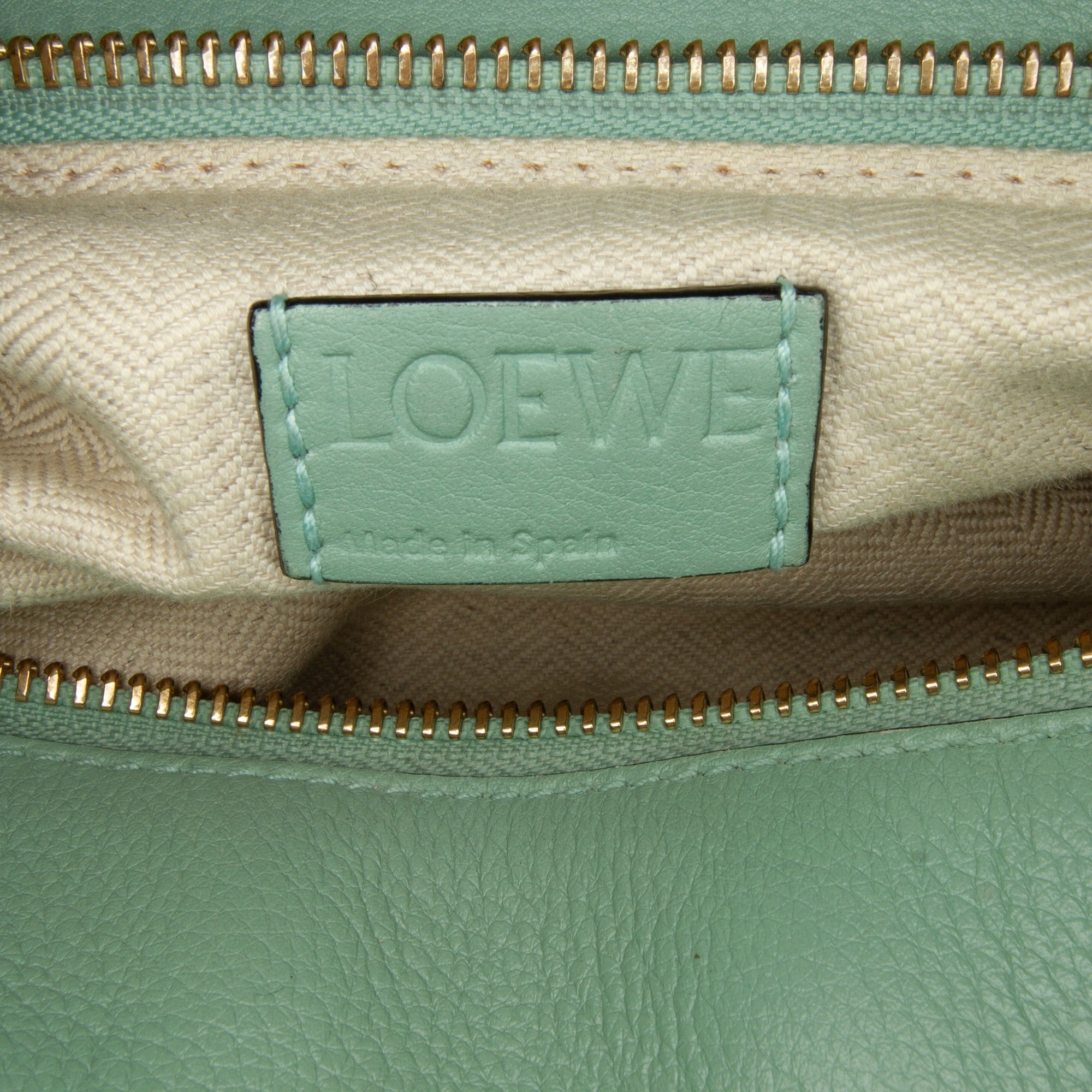 Satchel Puzzle Unisex LOEWE Leather Green Calf Pre-Owned (Good) Authenticated Medium