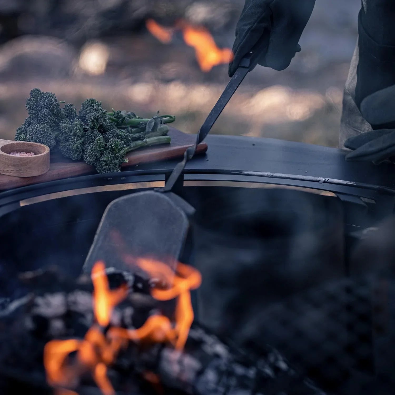 Cowboy Barebones Coal Shovel Grill