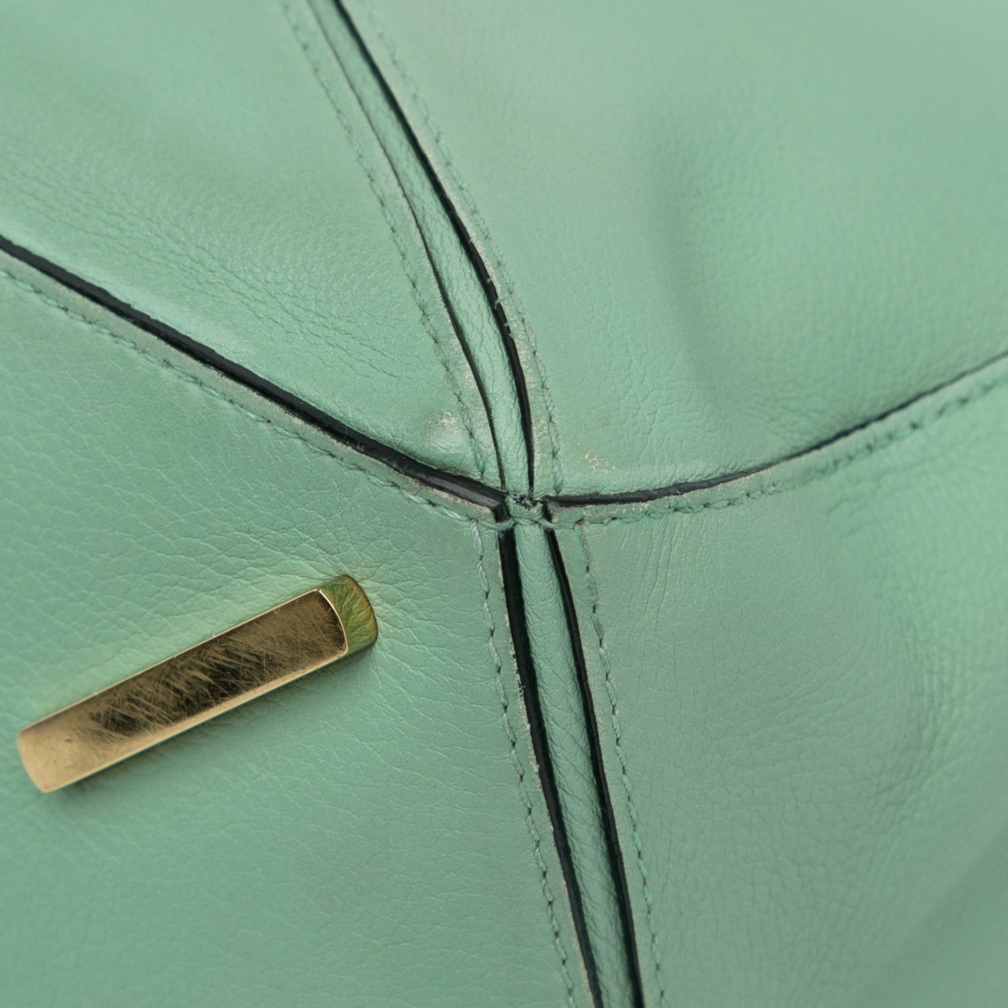 Satchel Puzzle Unisex LOEWE Leather Green Calf Pre-Owned (Good) Authenticated Medium